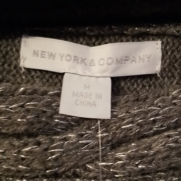 New York & Company sweater - Picture 6 of 7